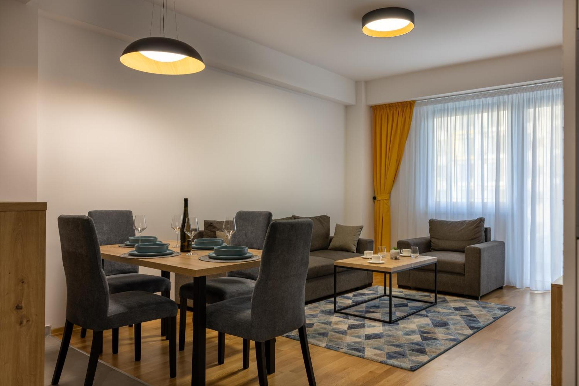 Apartman Aleksandra East Gate Living *